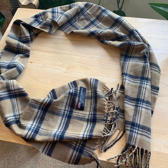 100% Cashmere Scotland Classic Scarf - Picture 1 of 3